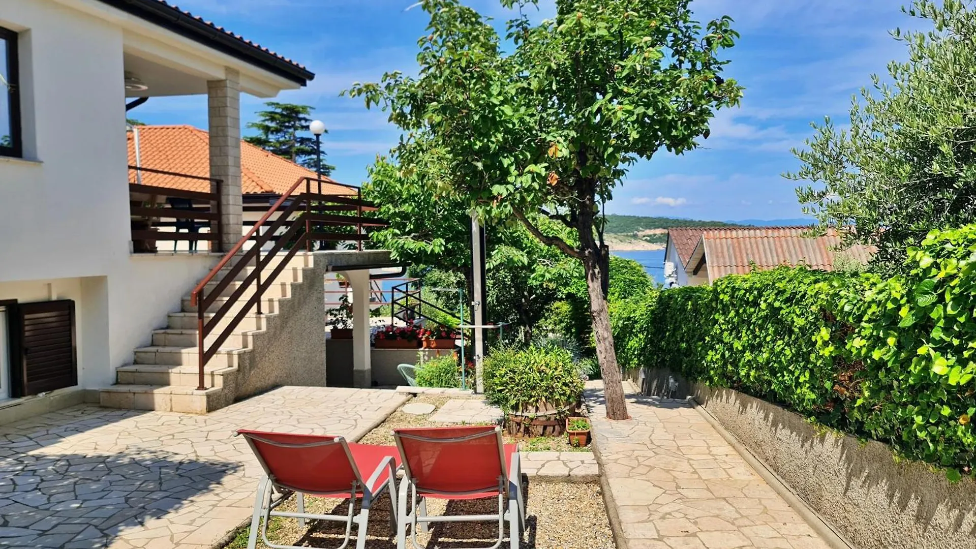 Apartments By The Sea Silo, Krk - 18740 Šilo